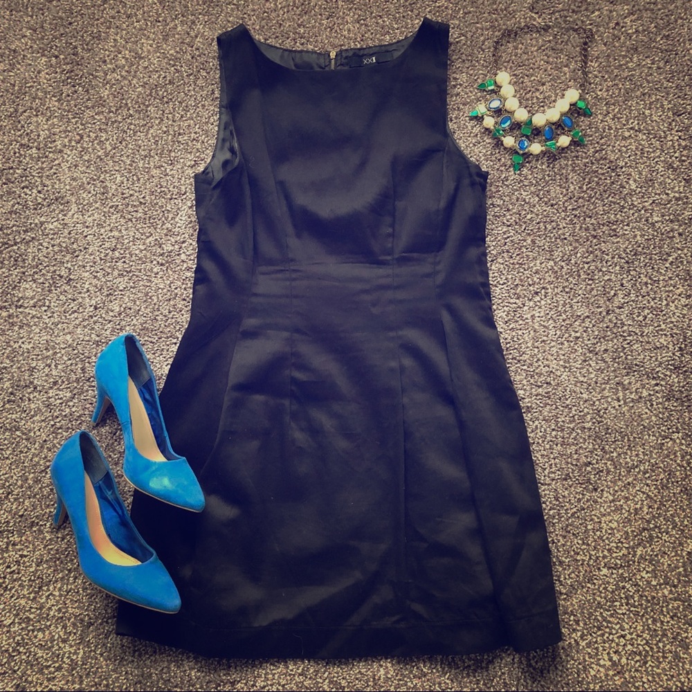 🚫🚫🚫SOLD🚫🚫🚫 A-Line Sleeveless Black Dress
